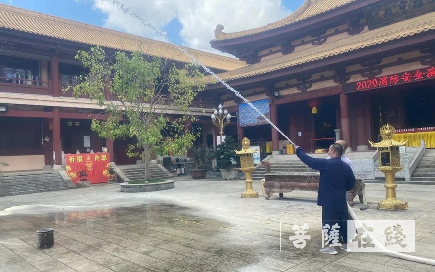 「安全意识」加强消防意识 广州市金刚禅寺开展消防安全演练