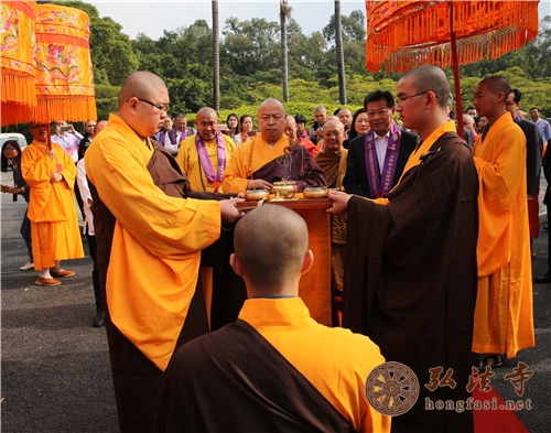 「佛教」广东佛山三水本焕寺大雄宝殿落成暨佛像开光祈福法会举行