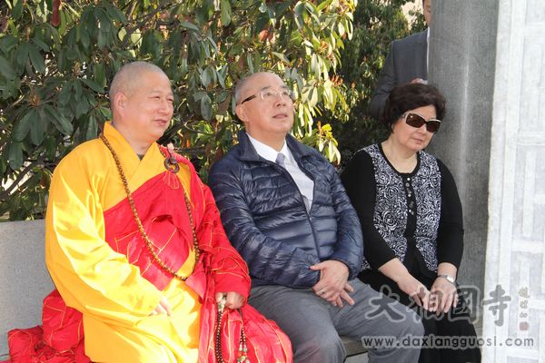 「吴伯雄」台湾国民党名誉党主席吴伯雄一行来河南大相国寺参访 「吴伯雄」台湾国民党名誉党主席吴伯雄一行来河南大相国寺参访