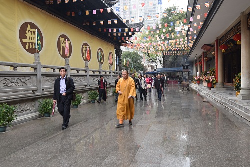 「华林」广东省文史馆组织专家学者小组来华林禅寺调研