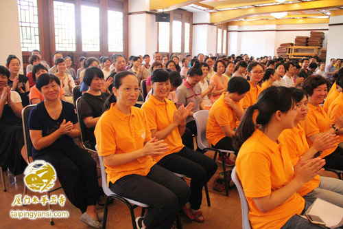 「佛教」福建厦门太平岩寺举行青年佛学班开学典礼