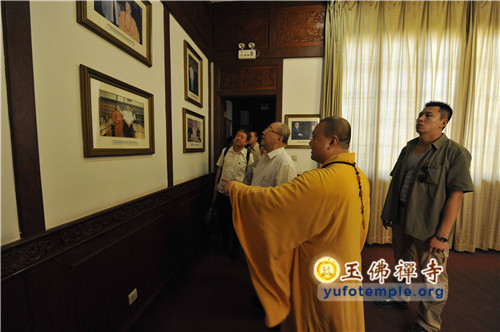 「佛教」中国国民党荣誉主席吴伯雄参观上海玉佛禅寺 「佛教」中国国民党荣誉主席吴伯雄参观上海玉佛禅寺