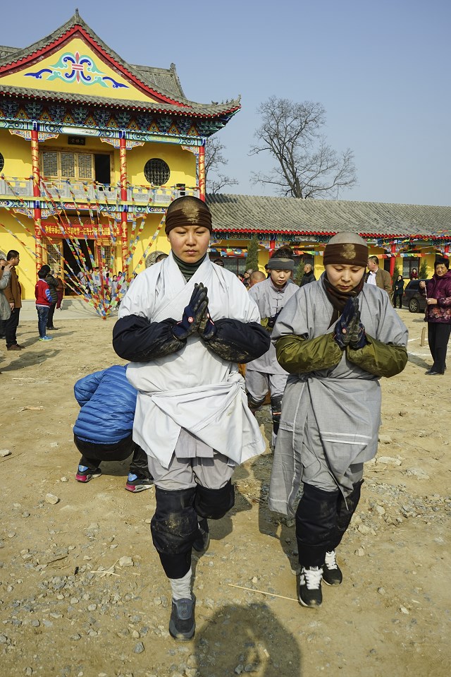 「五台山」农历正月十七传济法师三步一拜五台山---起香圆满