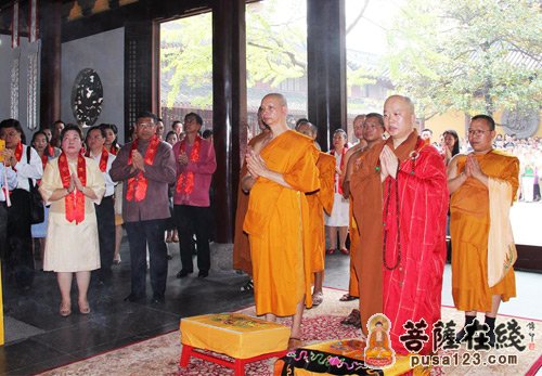 「佛教」自信开放的中国佛教：汇聚各方善缘，生生不息
