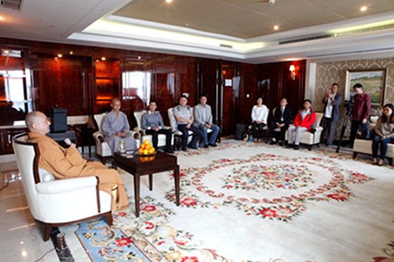 「佛教」浙江宁波慧日禅寺传喜法师开展江苏弘法行 「佛教」浙江宁波慧日禅寺传喜法师开展江苏弘法行