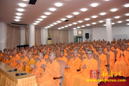 「佛教」福建闽南佛学院隆重举行2015年秋季开学典礼