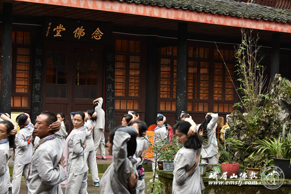 「佛教」四川峨眉山伏虎寺遍吉祥养生禅修开课