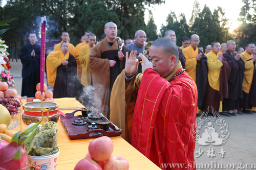 「观音」观世音菩萨圣诞日　河南嵩山少林寺僧众塔林祭祖