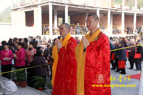 「佛教」浙江瑞安龙平寺隆重举行佛像开光庆典