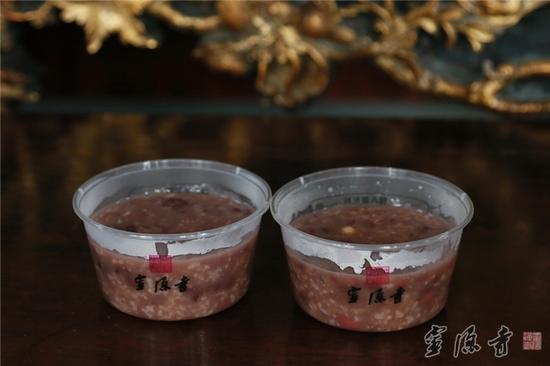 「灵隐寺」浙江杭州灵隐寺开锅熬制30万份腊八粥将派送慈善机构和特殊群体