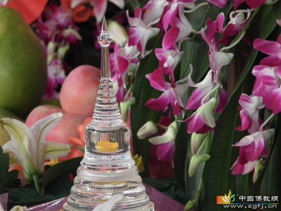 「奉化」浙江奉化中塔寺恭迎佛祖真身舍利祈福大法会 「奉化」浙江奉化中塔寺恭迎佛祖真身舍利祈福大法会