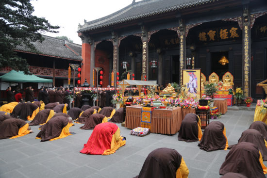 「玄奘」文殊院举行2014年“玄奘法师舍利瞻仰法会”