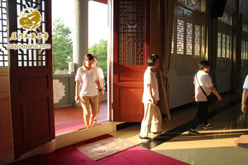 「佛教」福建厦门太平岩寺青年佛学班太姥山平兴寺参学圆满