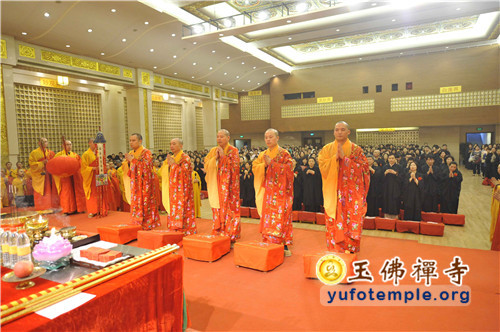 「文殊菩萨」上海玉佛禅寺举行2013年文殊菩萨圣诞点灯祈慧法会 「文殊菩萨」上海玉佛禅寺举行2013年文殊菩萨圣诞点灯祈慧法会
