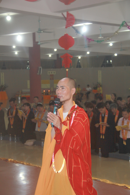 「药师如来」福建厦门石室禅院隆重举行“甲午年四十九昼夜精进祈愿药师佛念佛大法会”洒净结界起坛仪式 「药师如来」福建厦门石室禅院隆重举行“甲午年四十九昼夜精进祈愿药师佛念佛大法会”洒净结界起坛仪式