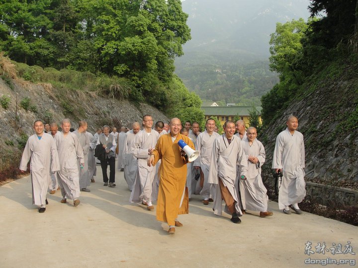 「灵岩山」苏州灵岩山佛学院学僧团参访东林祖庭 「灵岩山」苏州灵岩山佛学院学僧团参访东林祖庭