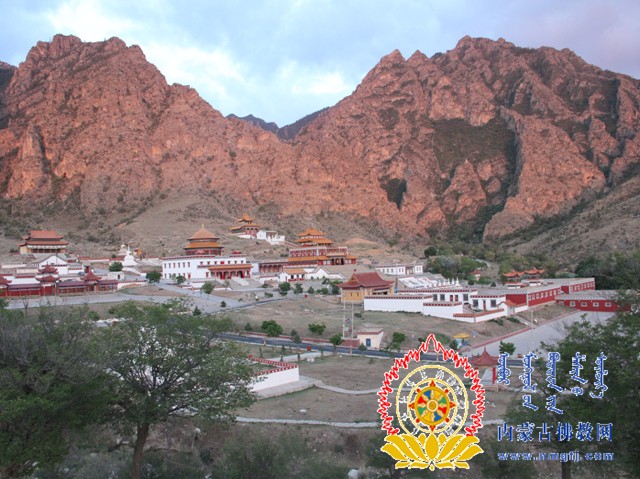 「佛教」内蒙古阿拉善广宗寺新建大经堂开始启用 「佛教」内蒙古阿拉善广宗寺新建大经堂开始启用