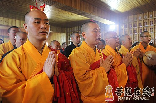 「观音」江苏张家港香山寺隆重举行水晶观音开光法会