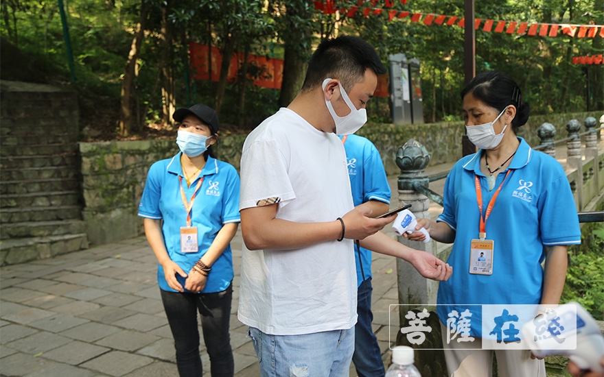 「佛教」常熟兴福禅寺恢复开放首日举行升国旗仪式 「佛教」常熟兴福禅寺恢复开放首日举行升国旗仪式