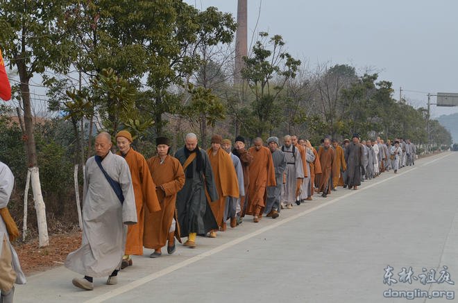 「佛教」拜大佛发大愿 祈大福得大安