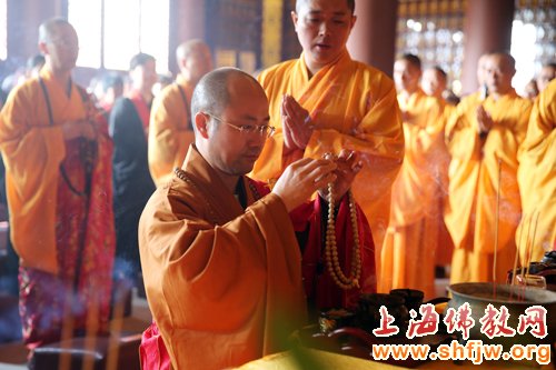 「佛教」千佛护佑 上海隆庆寺举行灵山宝殿千佛安座祈福法会 「佛教」千佛护佑 上海隆庆寺举行灵山宝殿千佛安座祈福法会