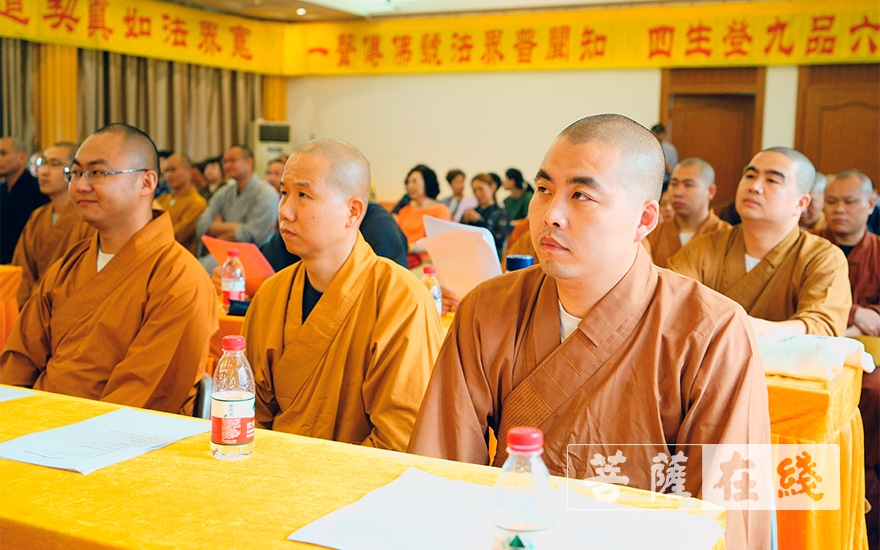 「佛教」上海市金山区佛教协会举行讲经交流活动