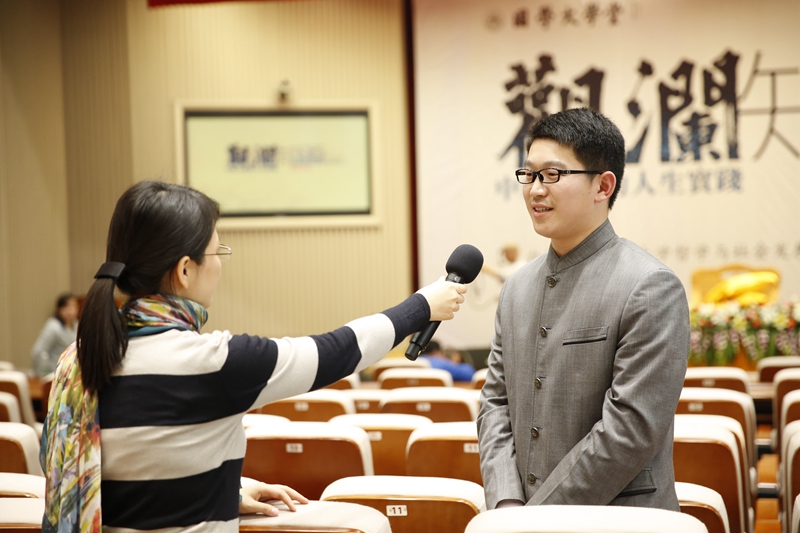 「传喜法师」传喜法师于山东大学举行“观澜知源—中庸之道的人生实践”讲座 「传喜法师」传喜法师于山东大学举行“观澜知源—中庸之道的人生实践”讲座