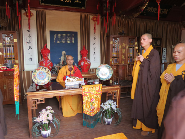 「佛教」北京佑胜教寺举行皈依五戒法会