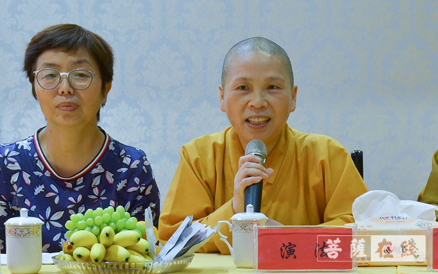 「佛教」峨眉山佛学院举行教师节座谈会