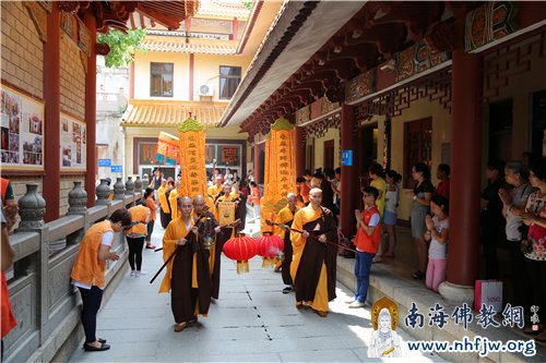 「弘法寺」广东深圳弘法寺隆重举行华严共修大会