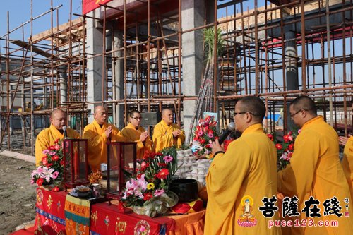 「佛教」江苏苏州汾湖泗洲禅寺举行山门殿上梁祈福法会