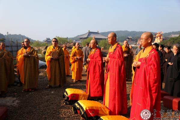 「佛教」浙江雪窦山资圣禅寺举行观澜阁圆顶洒净法会