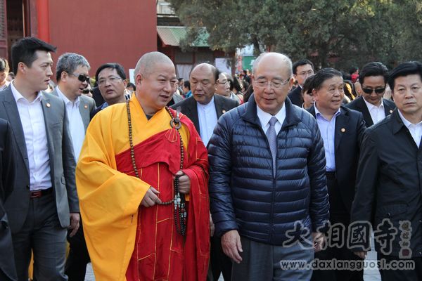 「吴伯雄」台湾国民党名誉党主席吴伯雄一行来河南大相国寺参访 「吴伯雄」台湾国民党名誉党主席吴伯雄一行来河南大相国寺参访