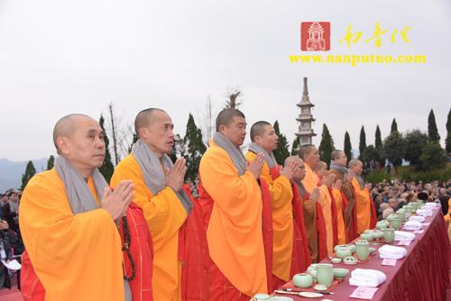「观音」湖南沩山密印寺隆重举行千手千眼观音圣像开光盛典 「观音」湖南沩山密印寺隆重举行千手千眼观音圣像开光盛典