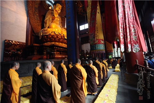 浙江杭州灵隐寺为缅甸地震灾区举行祈福超荐法会