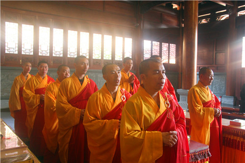 「福建厦门」福建厦门梵天禅寺举行“清明思亲报恩梁皇超荐功德法会”开坛洒净仪式 「福建厦门」福建厦门梵天禅寺举行“清明思亲报恩梁皇超荐功德法会”开坛洒净仪式