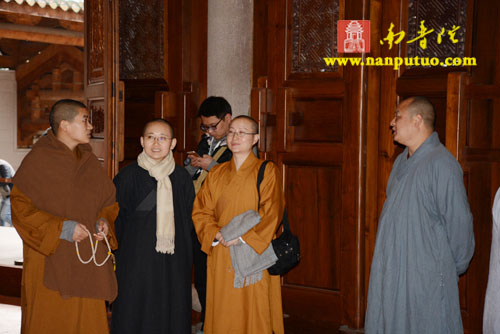 「佛教」浙江省佛教协会副会长、国清寺方丈允观大和尚到南普陀寺和闽南佛学院参访交流