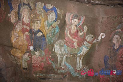 「壁画」四川深山石壁上惊现千年佛陀摩崖壁画