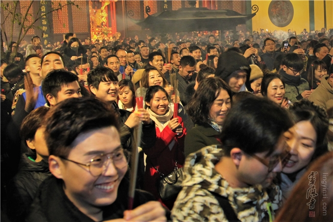 「灵隐寺」一元复始万象更新 2018跨年夜灵隐古刹吉祥欢喜。