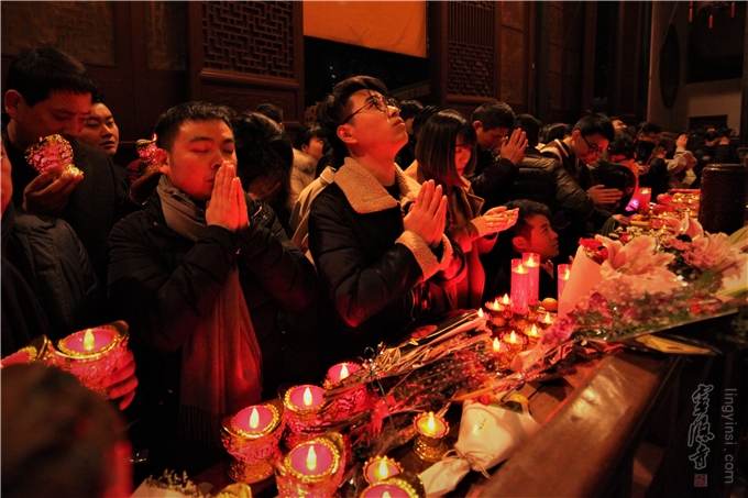 「灵隐寺」一元复始万象更新 2018跨年夜灵隐古刹吉祥欢喜。
