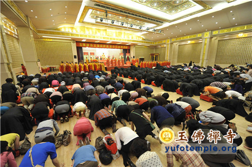 「文殊菩萨」上海玉佛禅寺举行2013年文殊菩萨圣诞点灯祈慧法会 「文殊菩萨」上海玉佛禅寺举行2013年文殊菩萨圣诞点灯祈慧法会