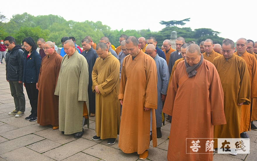 「佛教」南京市佛教协会举行“缅怀先烈、红色记忆”爱国主义教育活动 「佛教」南京市佛教协会举行“缅怀先烈、红色记忆”爱国主义教育活动