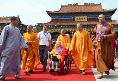 「佛教」黑龙江海林报恩寺举行惟贤长老舍利入寺安奉仪式