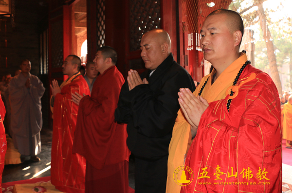 「佛教」纪念禧钜老和尚往生十周年千僧法会在山西五台山显通寺隆重举行 「佛教」纪念禧钜老和尚往生十周年千僧法会在山西五台山显通寺隆重举行