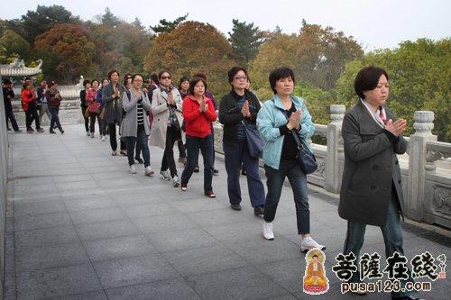 「观音」上海沉香阁僧俗大众赴普陀山朝圣观音道场