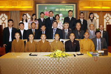 「佛光山」佛光山人间卫视与越南全球视听公司缔结姐妹台
