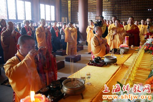 「佛教」千佛护佑 上海隆庆寺举行灵山宝殿千佛安座祈福法会 「佛教」千佛护佑 上海隆庆寺举行灵山宝殿千佛安座祈福法会