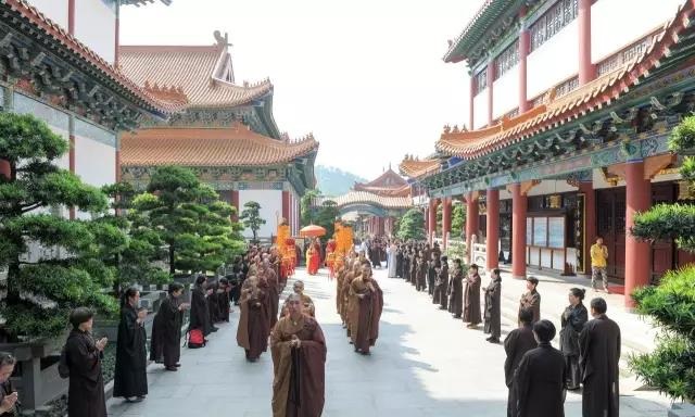 「广益」明生大和尚主法 广益法师三年闭关圆满