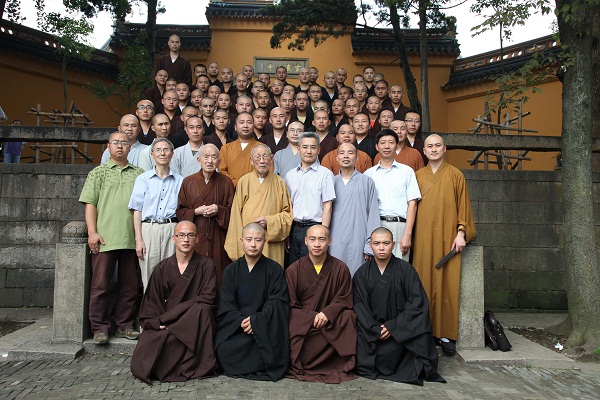 「灵岩山」中国佛学院灵岩山分院隆重召开第十六届学僧开学典礼