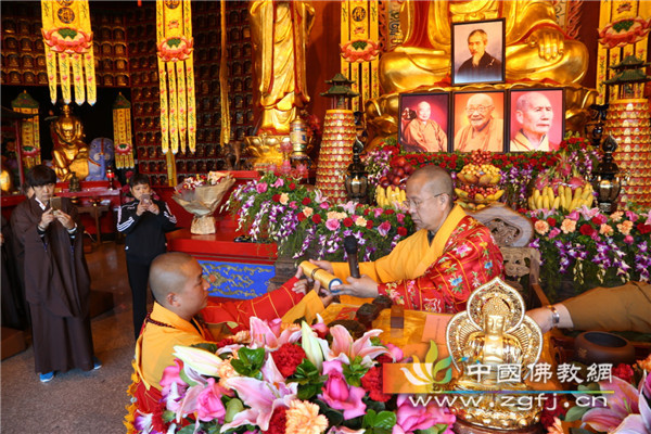 「佛教」大连圣水寺举行传法大典——性妙大和尚登座传法